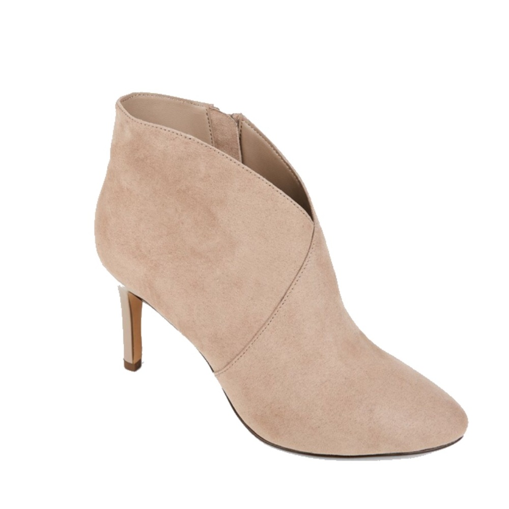 3,5’’ high heel Suede Bootie Beige size 7 worn once